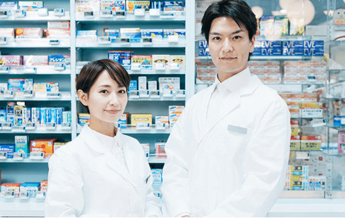 【高収入・高時給の薬剤師好待遇求人はどこで探す?】年収700万以上,月給52万円〜,時給3,200円以上など希望の職場が見つかる!
